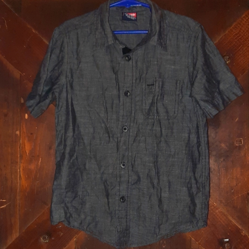 🍀3/15 Wrangler Boy's button down tee-shirt